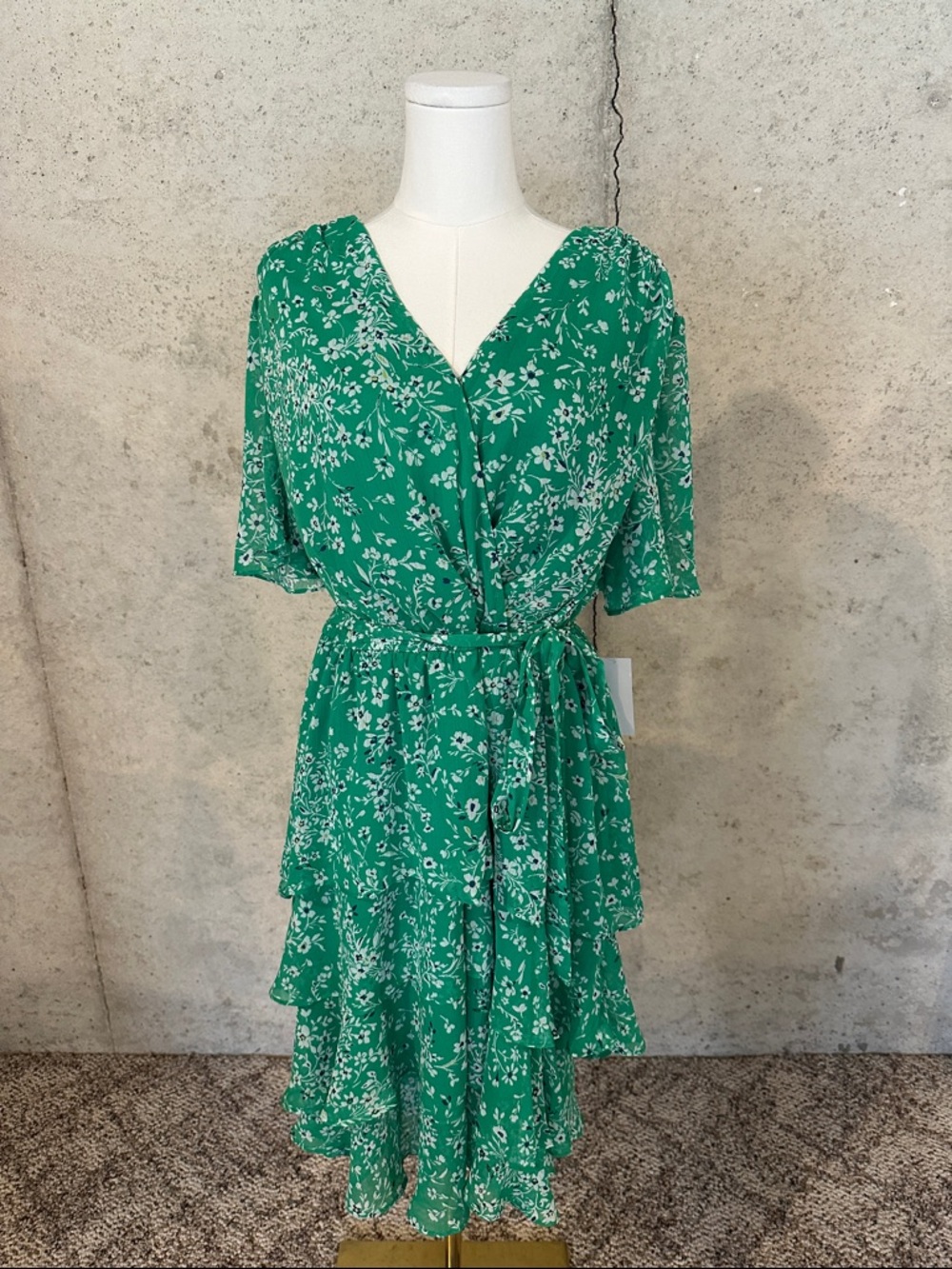 NWT Green Floral Wrap Dress Studio 1 Plus Size 18W Vacation Summer Midi Dress
